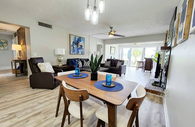 Bay Point Gated Getaway Golf On-Site Close to Beautiful Beaches