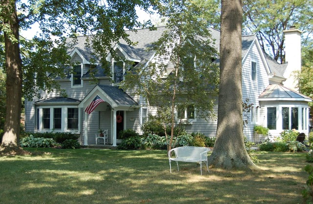BAY RIDGE MODERN HOME WITH VINTAGE CHARM