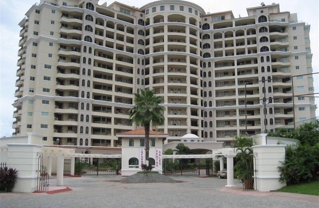 Bay View Grand 1 Bedroom 1 bathroom