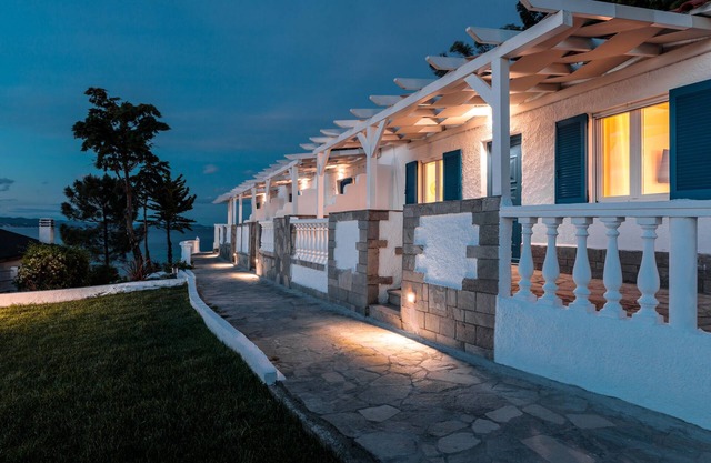 Bay View Suites