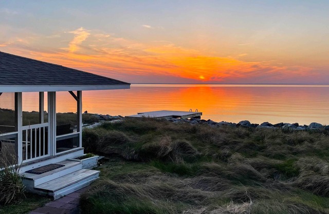 Bayfront Gem w/Amazing Water Views + Pond!