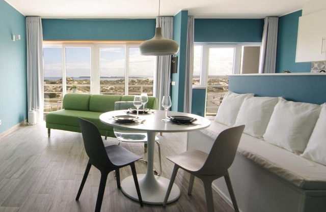 Baywatch Beach House Peniche