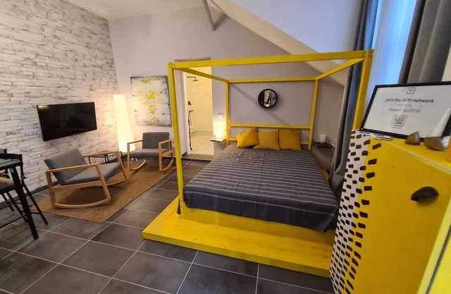 Be Magenta, Art Home - Yellow style - Near Milano, Rho Fiera, Malpensa