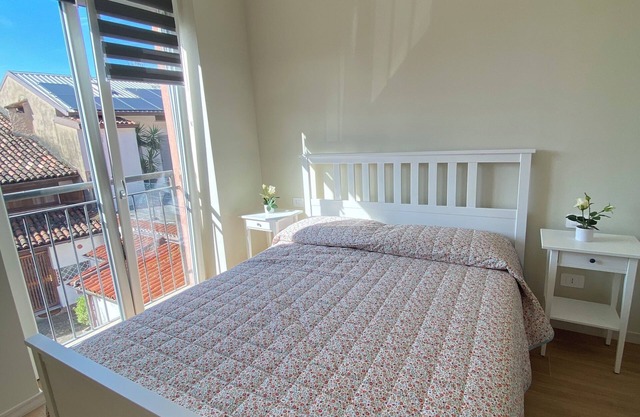 BEA House - Elegant Studio Apartment 10 min from BG