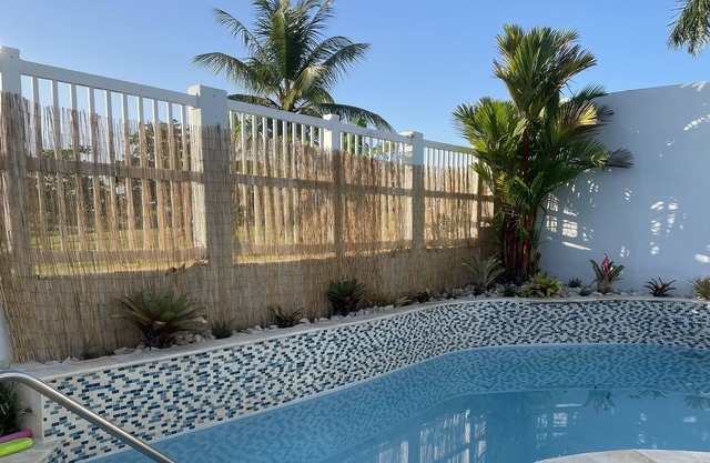 BEACH AND GOLF! Walk to the beach, relax in the pool, enjoy our oasis!