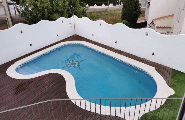 Beach and Mountain. Swimming pool and barbecue for your relaxation