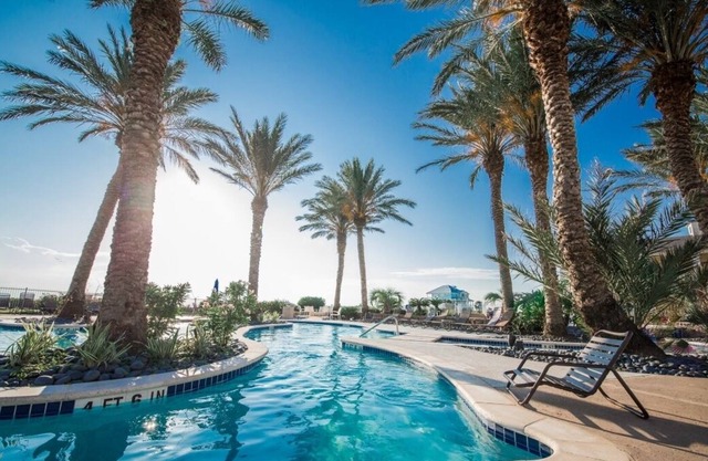 Beach Bayby...Townhouse in Popular Pointe West. Resort Pools, Lazy River!