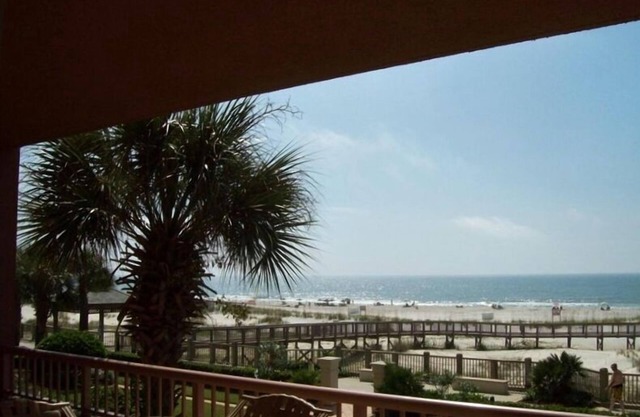 Beach Club 2 Bedroom Low Floor