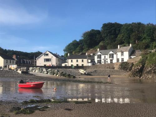 Beach Cottage