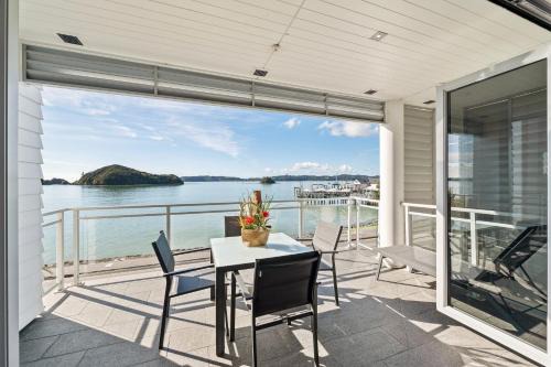Beach Front 2 Bedroom Apartment