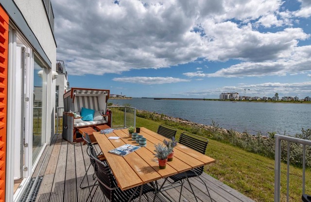 Beach front apartment in Olpenitz