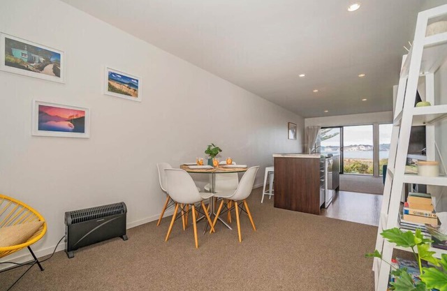 Beach front apartment at Aqua Soleil complex with use of the lap pool & spa.