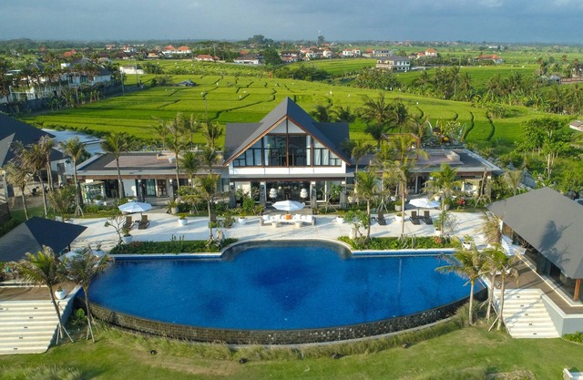 Beach front Luxury Villa in Cemagi Beach