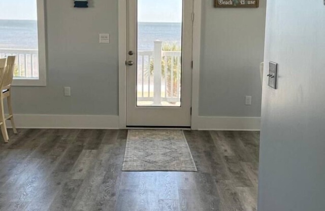 Beach Getaway, Pet Friendly, and Fully Equipped