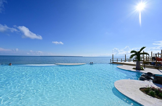 Beach Hotel Sunshine Ishigakijima