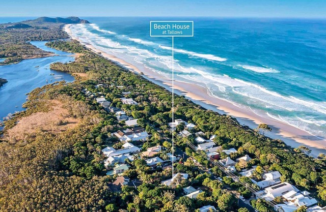 Beach House at Tallows - pet-friendly 4 BR retreat