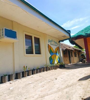 Beach House Gubat-Viajeros Booking Services