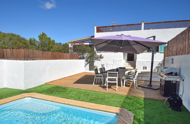 Beach House Salitre Cala Llombards