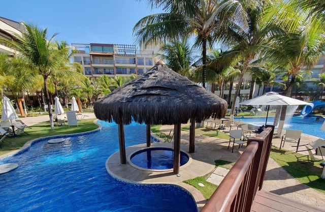 Beach Living - Apt com 2 Quartos - Pé na Areia Proximo do Beach Park / Aqua Park