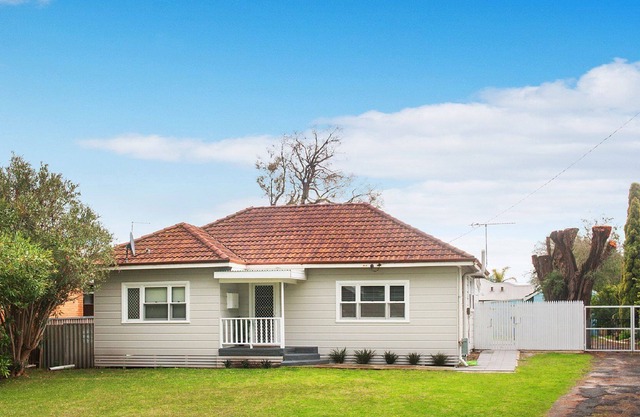 BEACH RETREAT - Family holiday perfection