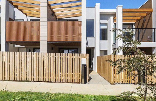 Beach Townhouse Storrer 35