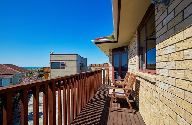 Beachcomber - Two Storied, Lovely Home