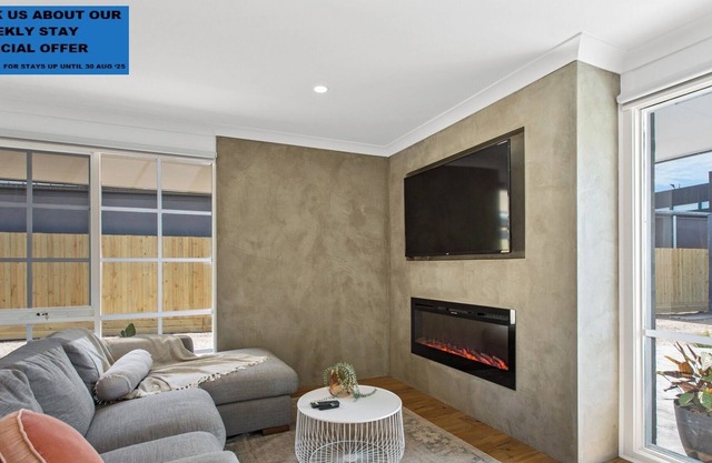 Beaches in Blairgowrie - close to beaches, pet friendly and boat parking!