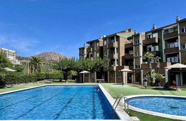 Beachfront Apartment in Spain with Pool Access