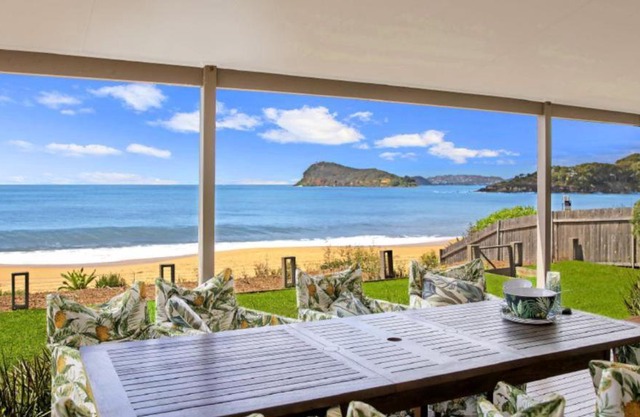 Beachfront Beauty - Pet Friendly
