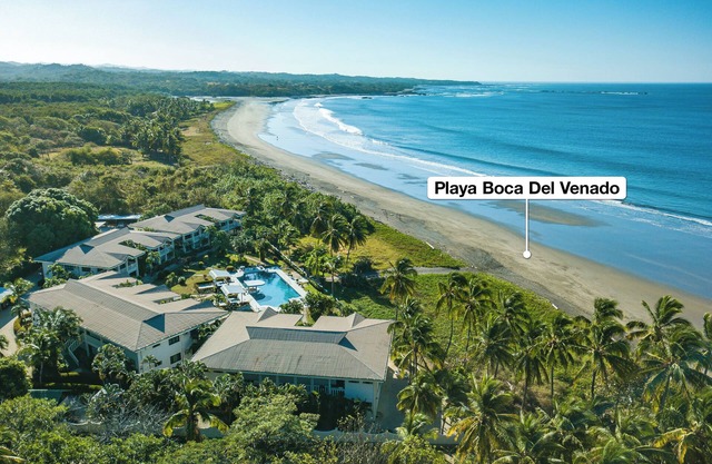 Beachfront Condo w/Pool - 2BR 2BTH