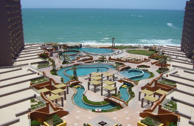 Beachfront Fun, Sun, and Luxury!
