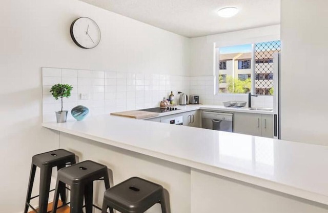 Beachfront Gem in Burleigh Heads Perfect Location