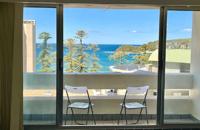 Beachfront Living, Manly Beach, Sydney