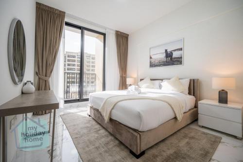 Beachfront Luxury 1BR Sea View