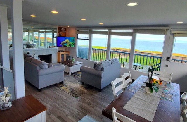 Beachfront, Ocean Access, Stunning Views & Sounds, Pool, Gated, Parking, Central