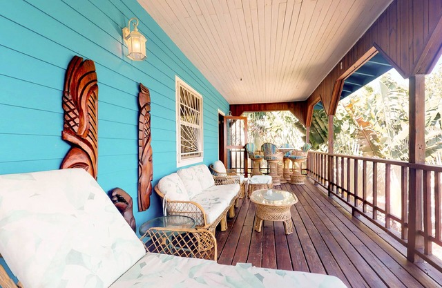Beachfront, ocean view property w/private pool, dock, kayaks, WiFi & partial AC