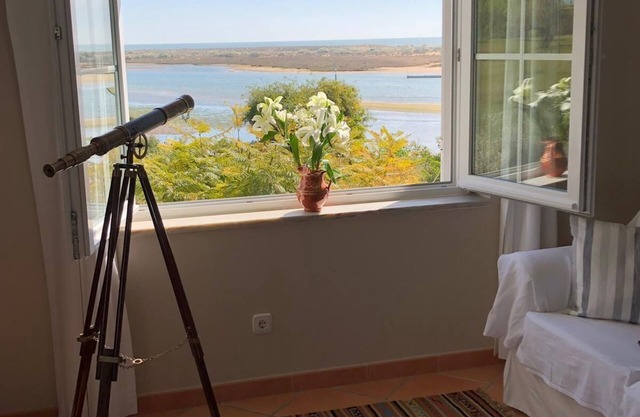 Beachfront Penthouse Apartment with fantastic sea views