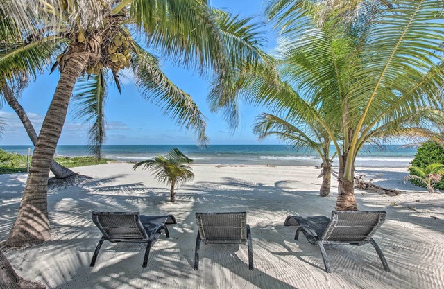 Beachfront Quintana Roo Apartment w/Ocean Views!