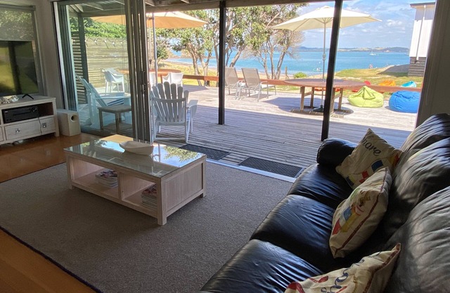 Beachfront Retreat Bay of Islands