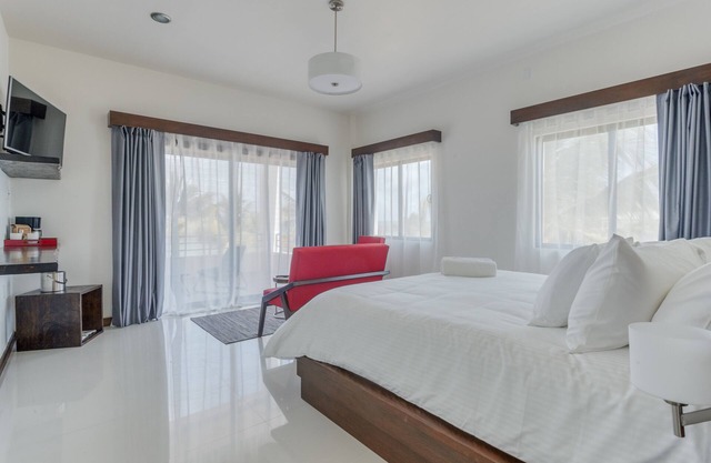 Beachfront Studio at The Ellysian