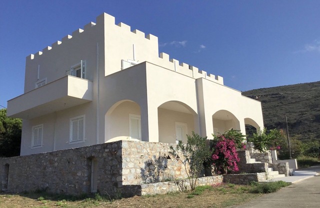 Beachfront Villa by the Sea