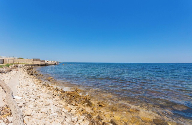 Beachfront villa suitable for families or group of friends