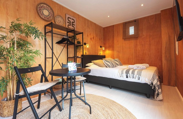 Beachhouse Rina Zandvoort - Free Parking