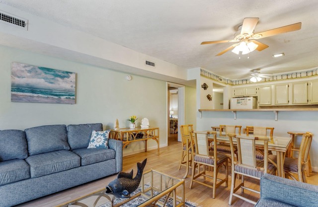 Beachside 2-Br with Pool & Tennis