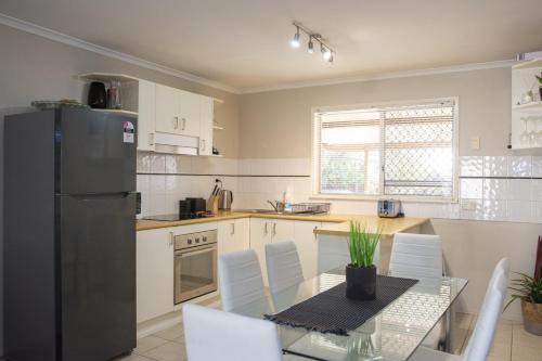 Beachside Bliss - 3BR Home
