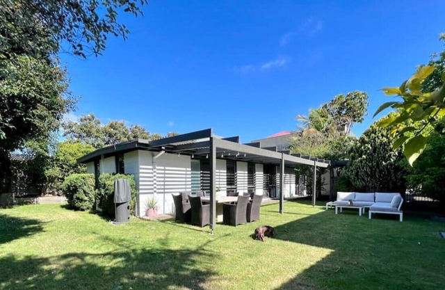 Beachside Getaway - Pets Welcome!