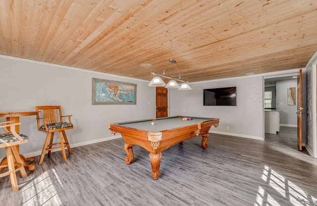 Beachside with Billiard Room & Beach Cruisers!