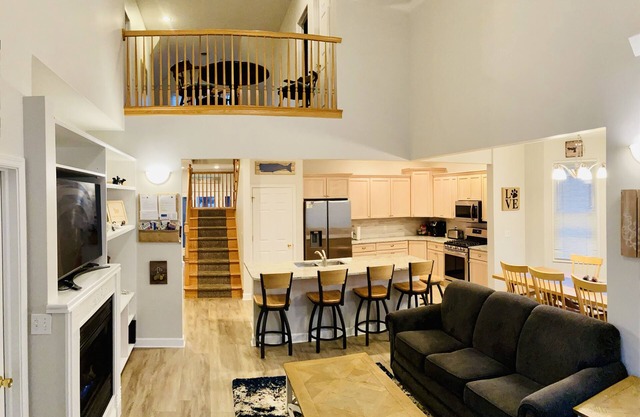 Beachwalk Excellent Location Near Lake Michigan