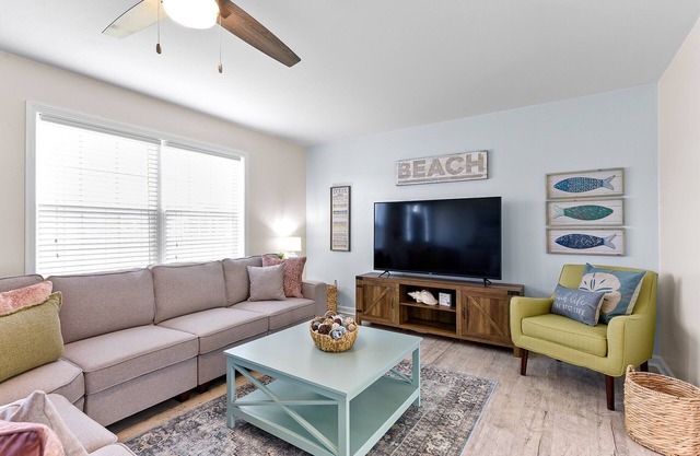 Beachy & Breezy - Perfect Fall Escape