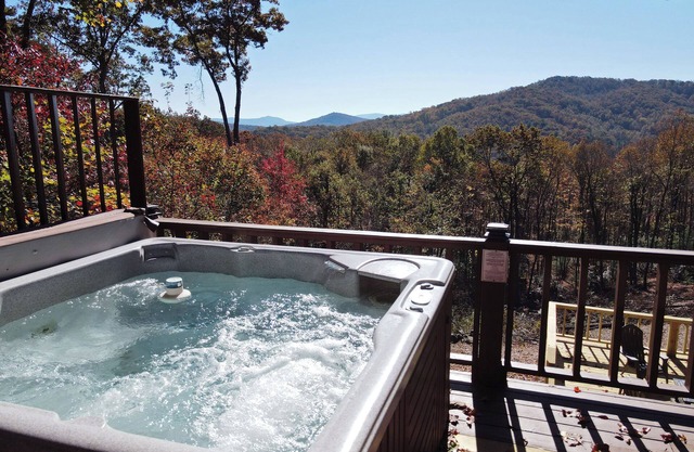 Beary Sweet | Hot Tub | Wood Fire Place | MTN View